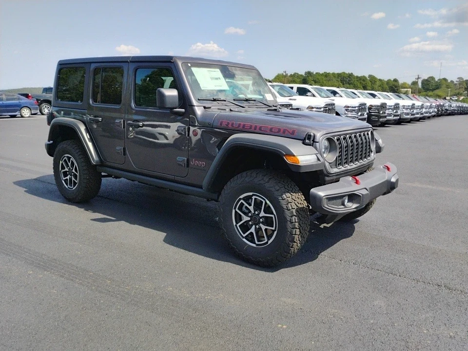 2025 Jeep JL Wrangler - Image 3 of 12