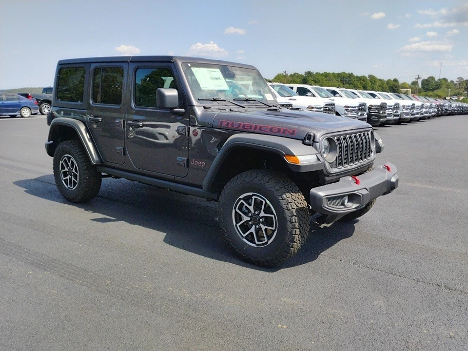 2025 Jeep JL Wrangler - Image 3 of 12