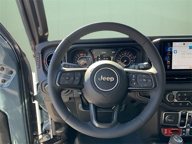 2025 Jeep JL Wrangler - Image 19 of 21