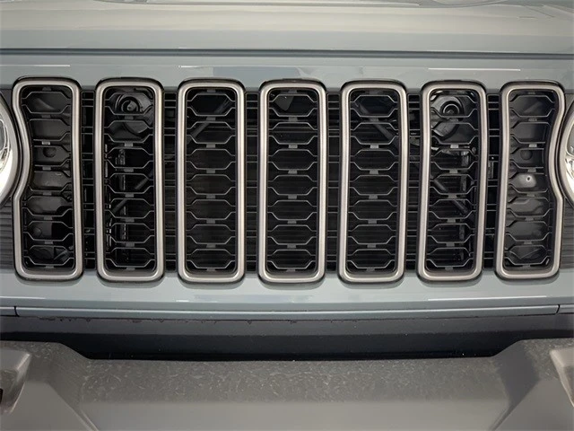 2025 Jeep JL Wrangler - Image 9 of 21