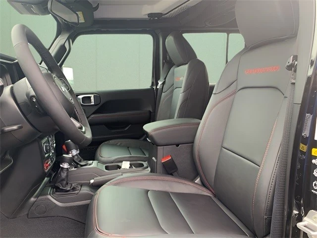 2025 Jeep JL Wrangler - Image 18 of 21