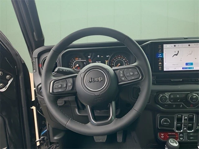 2025 Jeep JL Wrangler - Image 19 of 21