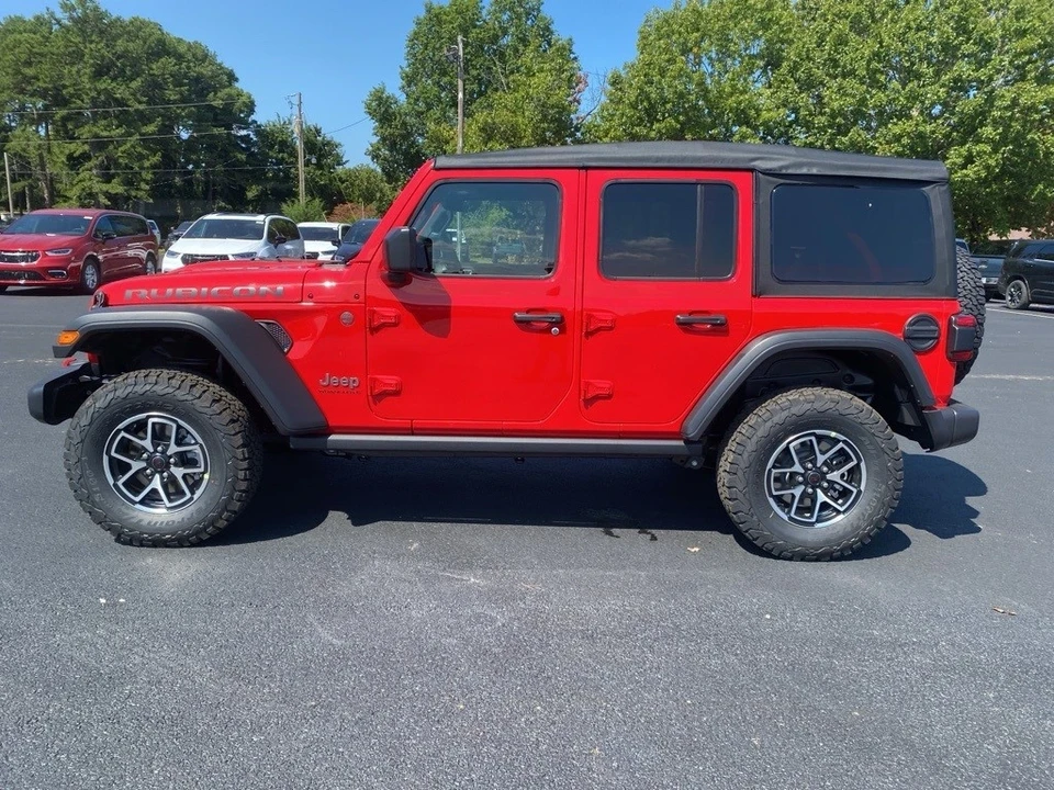 2025 Jeep JL Wrangler - Image 8 of 12