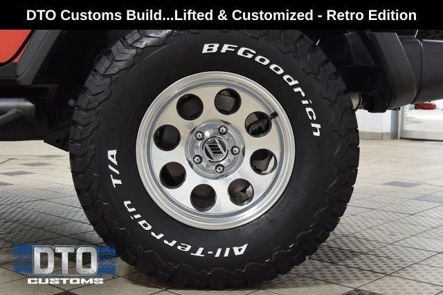 2025 Jeep JL Wrangler - Image 28 of 31