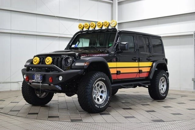 2025 Jeep JL Wrangler - Image 3 of 31
