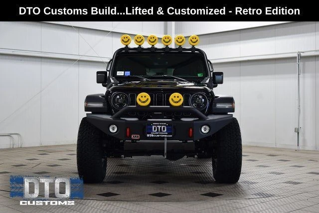 2025 Jeep JL Wrangler - Image 2 of 31