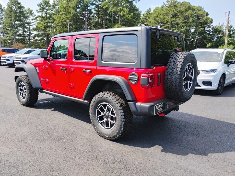 2025 Jeep JL Wrangler - Image 7 of 12