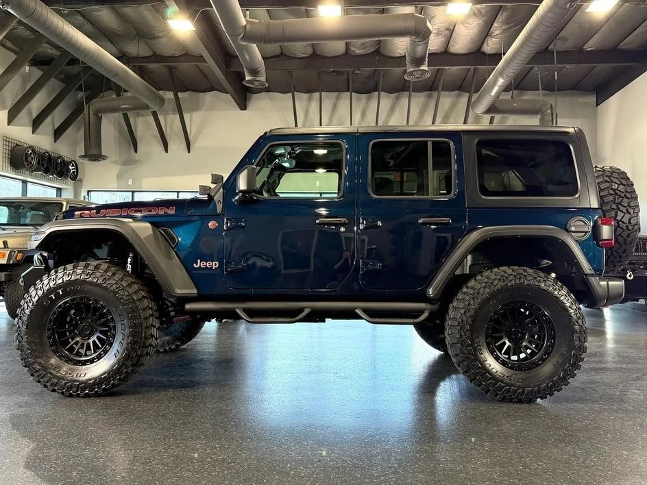 2025 Jeep JL Wrangler - Image 8 of 31