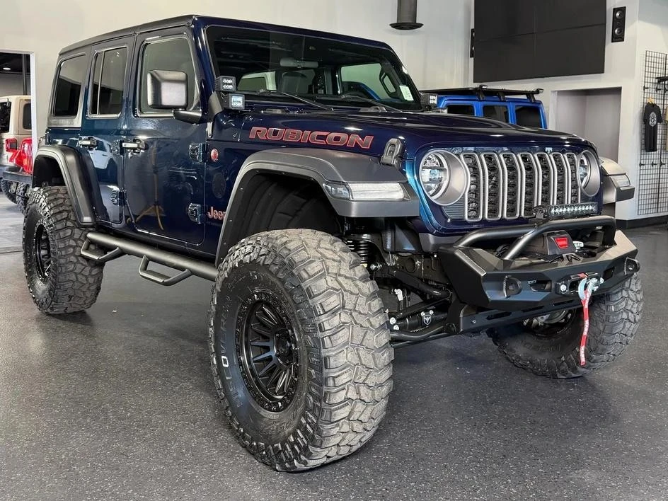 2025 Jeep JL Wrangler - Image 2 of 31