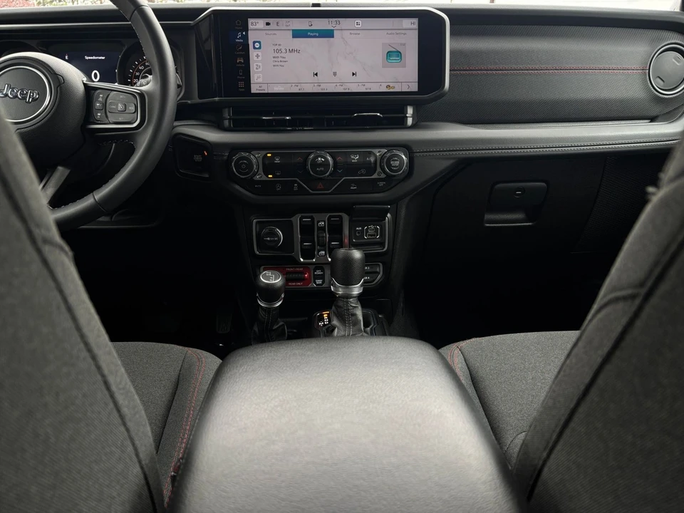 2025 Jeep - Image 16 of 31