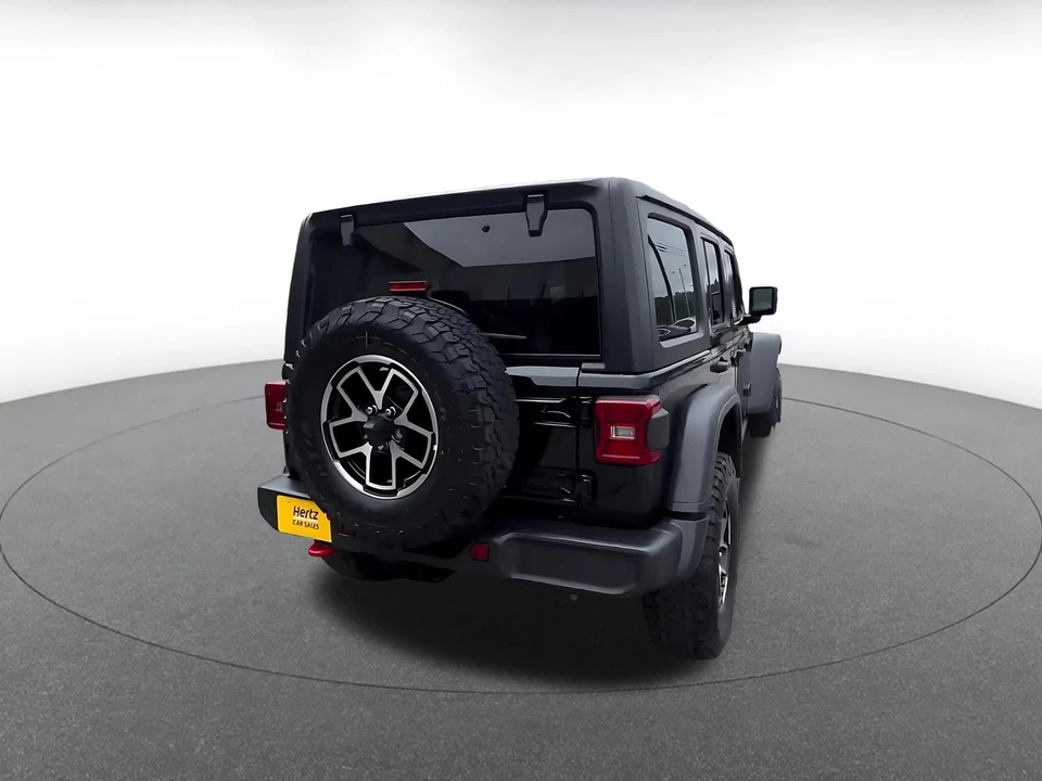 2025 Jeep - Image 13 of 31