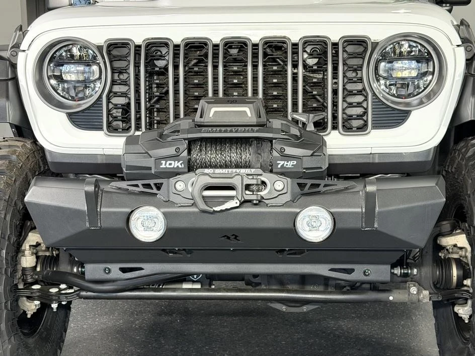2025 Jeep JL Wrangler - Image 4 of 31