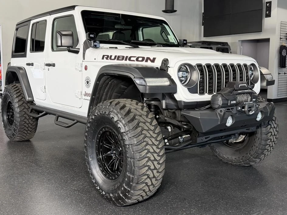 2025 Jeep JL Wrangler - Image 2 of 31