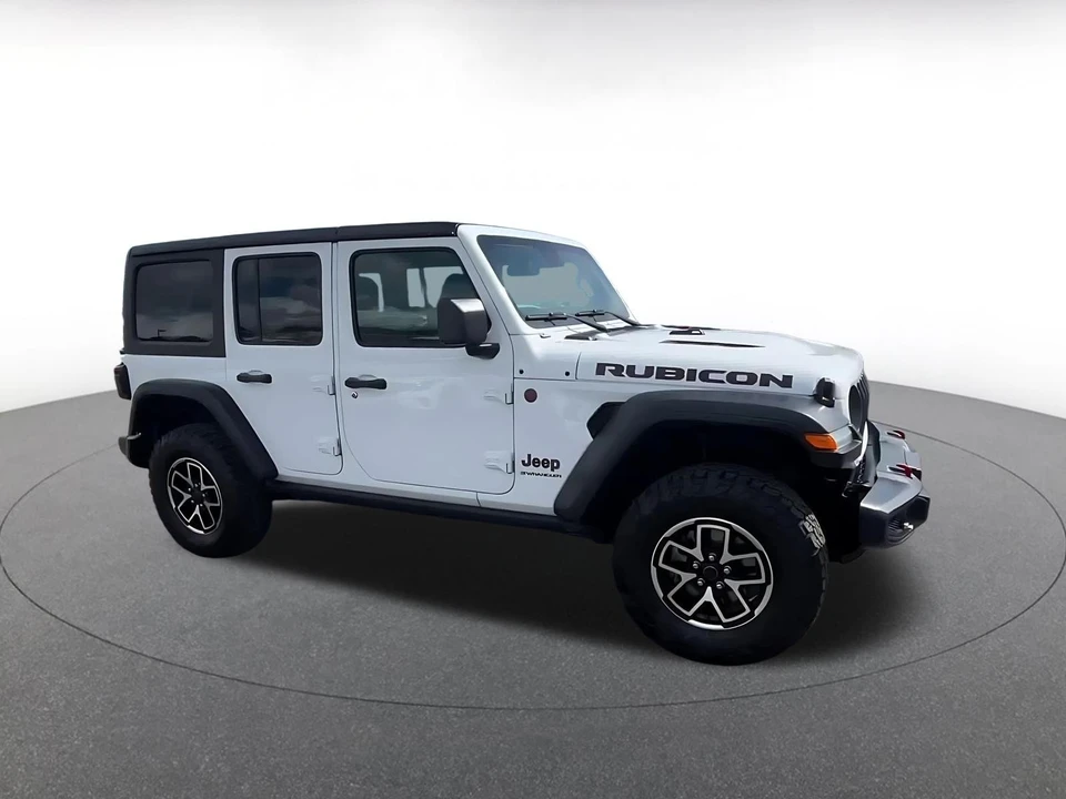 2025 Jeep JL Wrangler - Image 2 of 31