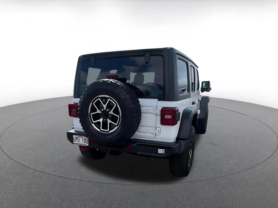 2025 Jeep JL Wrangler - Image 11 of 31