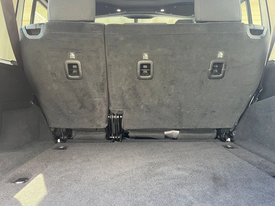 2025 Jeep JL Wrangler - Image 26 of 31
