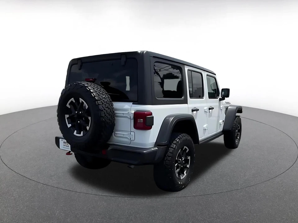 2025 Jeep JL Wrangler - Image 15 of 31