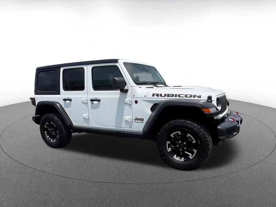 2025 Jeep JL Wrangler - Image 2 of 31