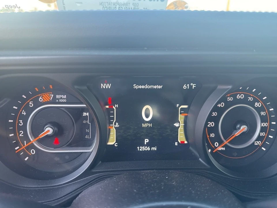 2025 Jeep JL Wrangler - Image 7 of 7