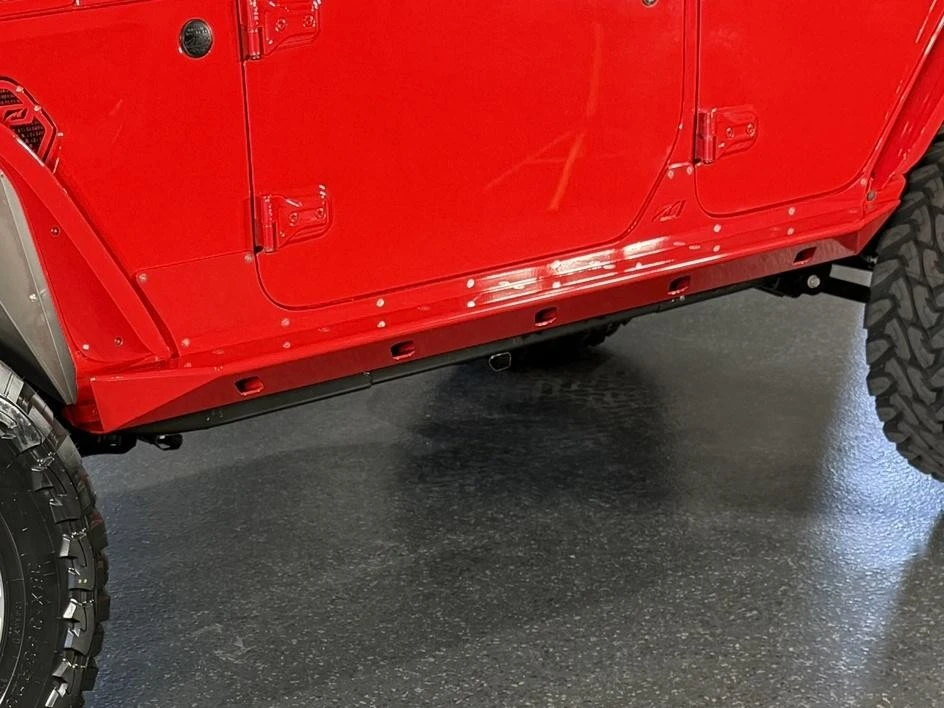 2025 Jeep JL Wrangler - Image 10 of 31