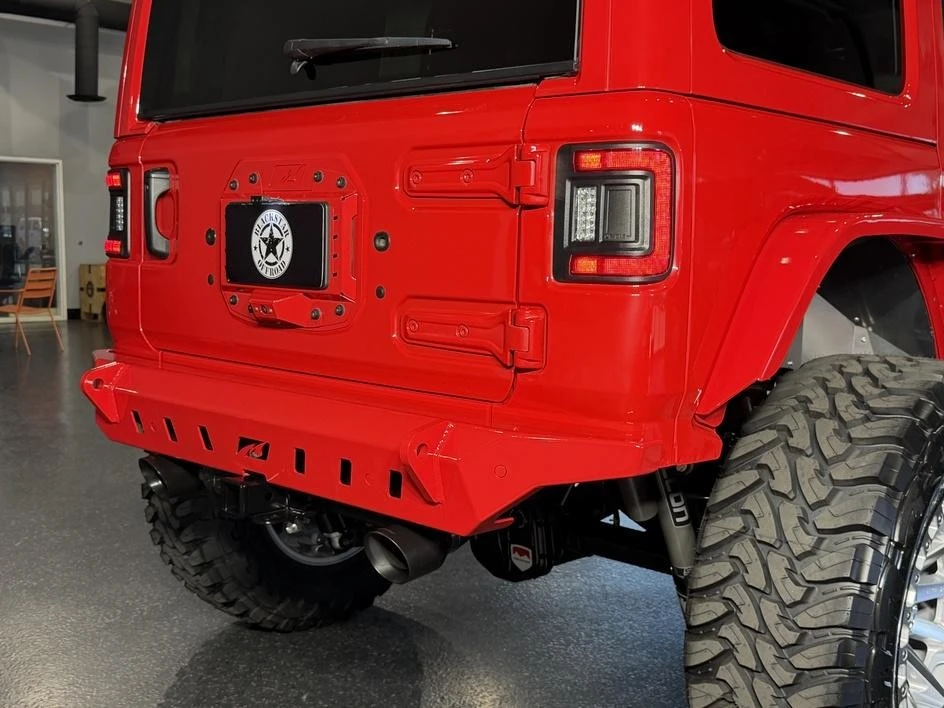 2025 Jeep JL Wrangler - Image 18 of 31