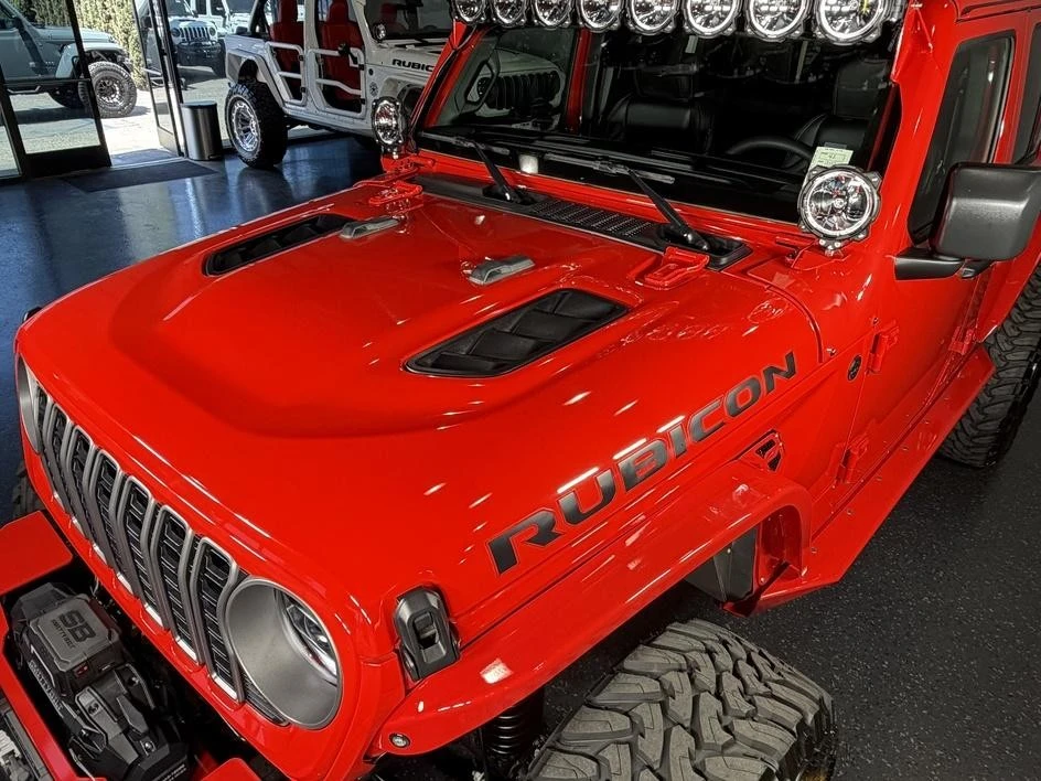 2025 Jeep JL Wrangler - Image 6 of 31