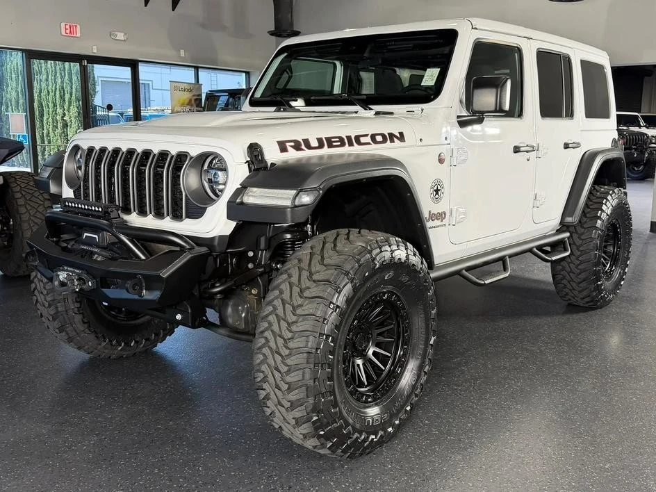 2025 Jeep JL Wrangler - Image 8 of 30