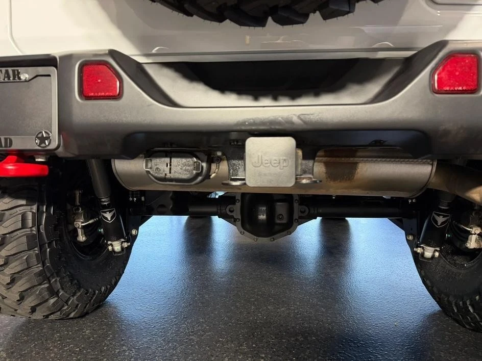 2025 Jeep JL Wrangler - Image 13 of 30