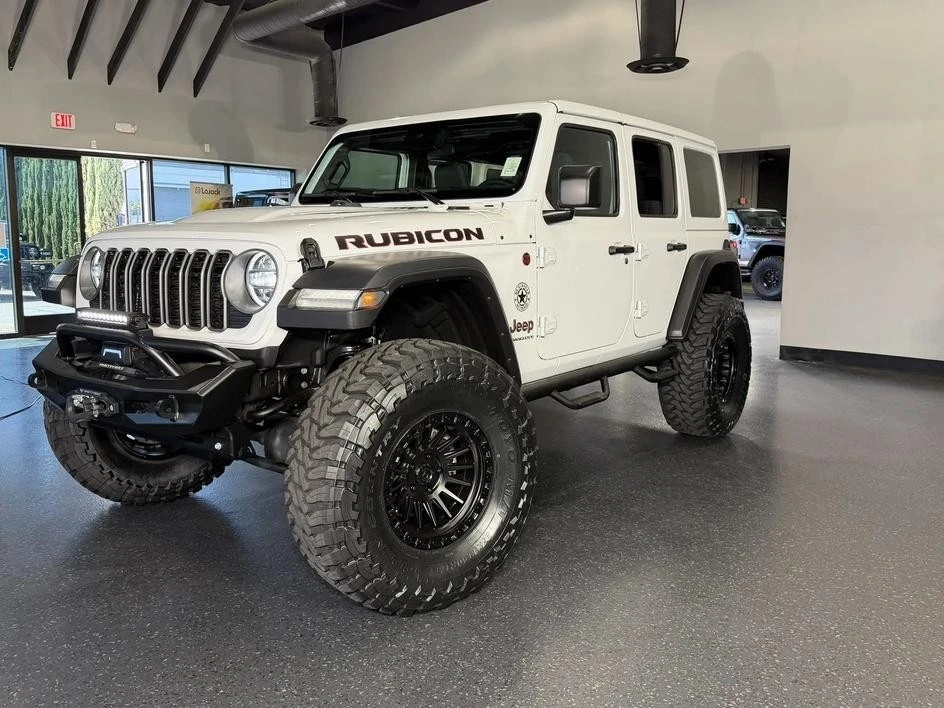2025 Jeep JL Wrangler - Image 30 of 30
