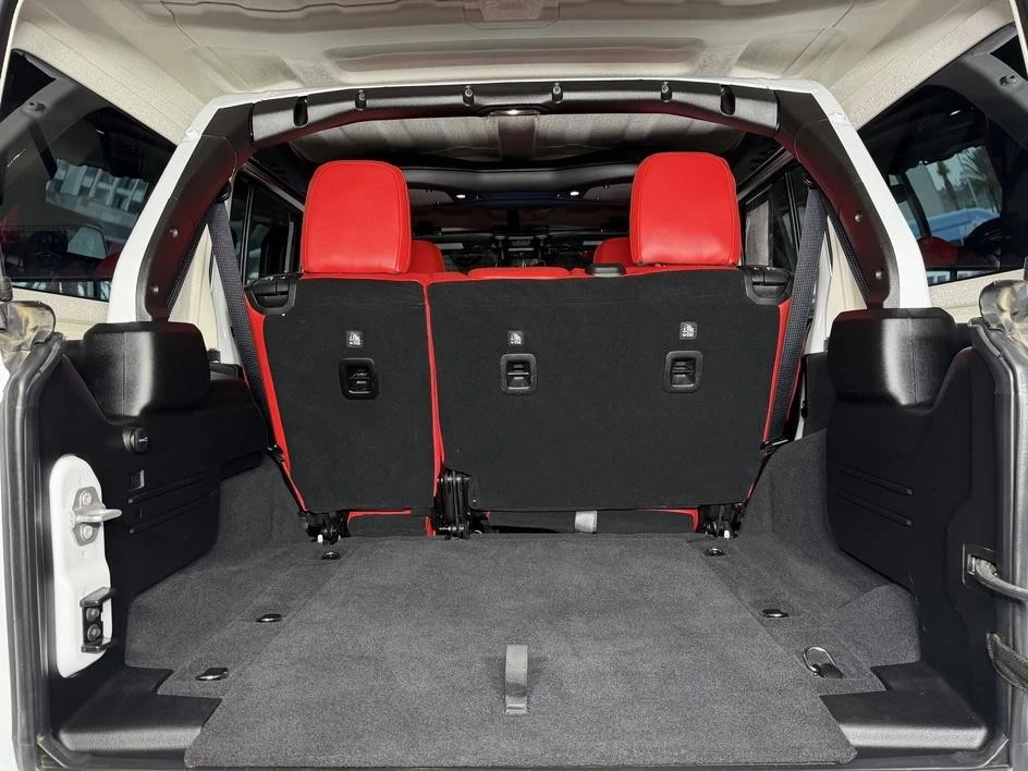 2025 Jeep JL Wrangler - Image 30 of 31