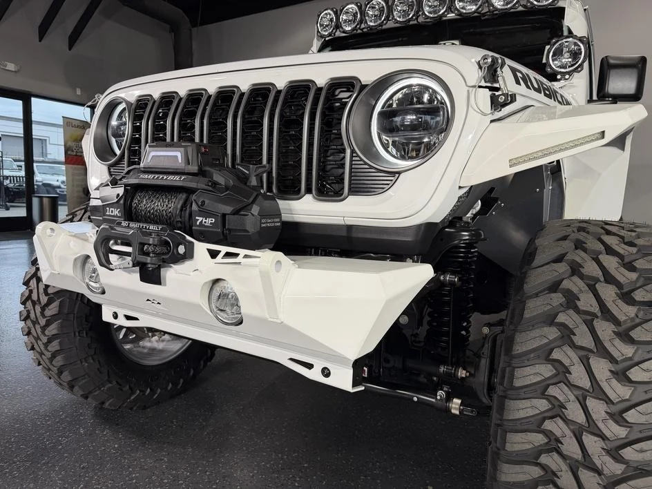 2025 Jeep JL Wrangler - Image 5 of 31