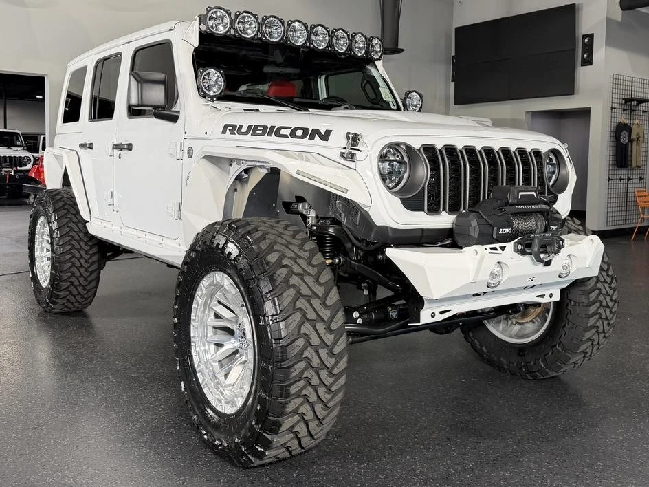 2025 Jeep JL Wrangler - Image 2 of 31