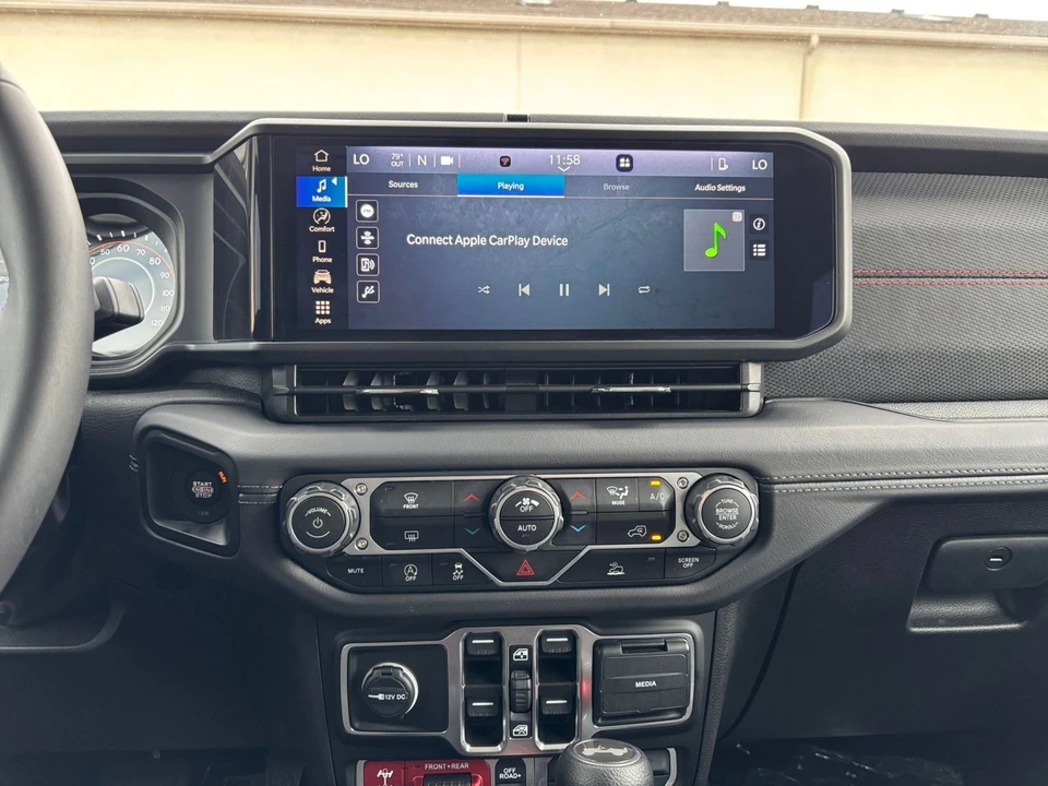 2025 Jeep JL Wrangler - Image 22 of 31