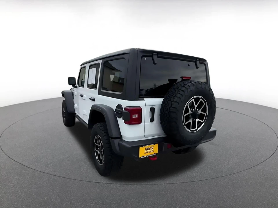 2025 Jeep JL Wrangler - Image 12 of 31