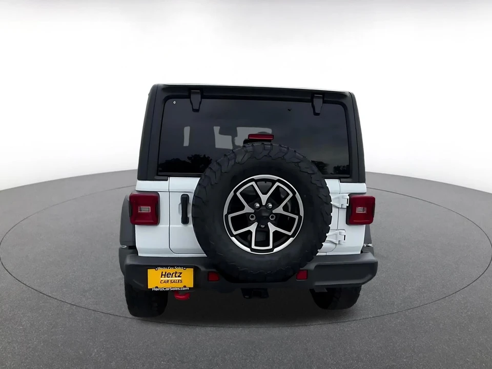 2025 Jeep JL Wrangler - Image 14 of 31