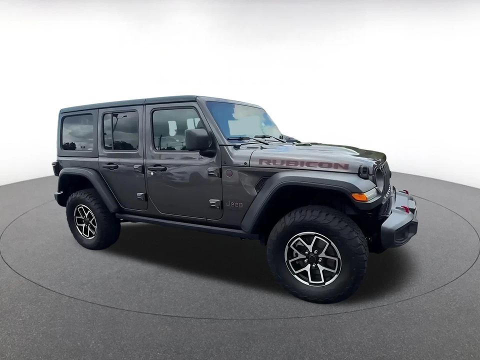 2025 Jeep - Image 2 of 31