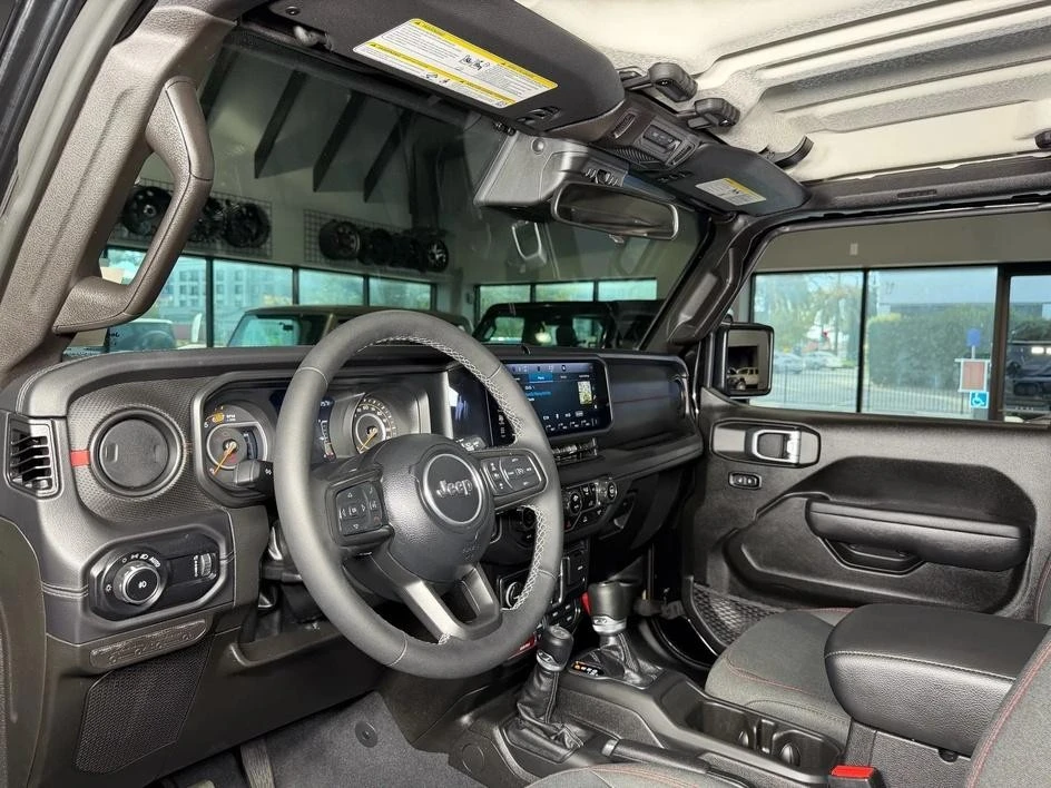 2025 Jeep JL Wrangler - Image 12 of 29