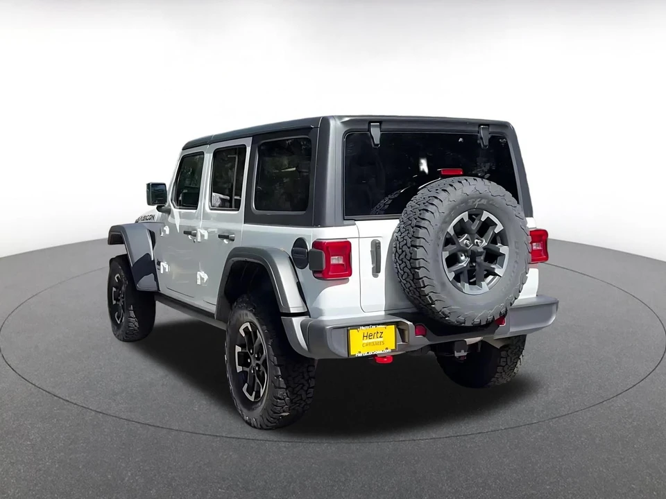 2025 Jeep JL Wrangler - Image 14 of 31