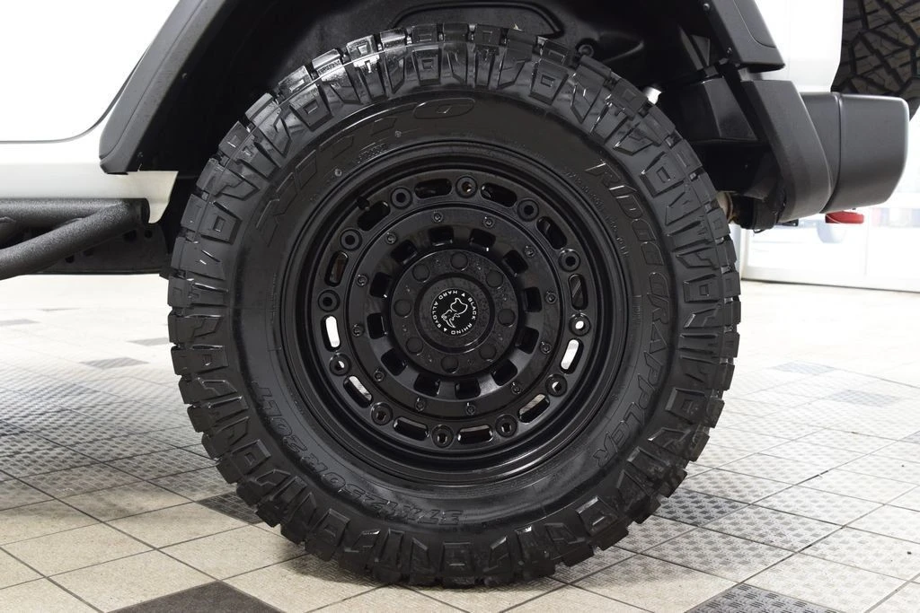 2025 Jeep JL Wrangler - Image 26 of 31