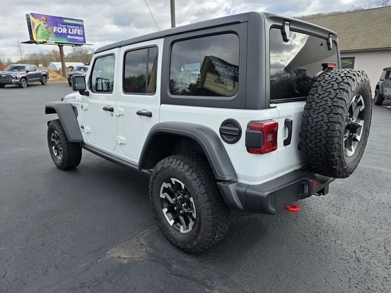 2025 Jeep JL Wrangler - Image 21 of 21