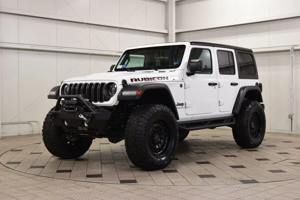 2025 Jeep JL Wrangler - Image 3 of 31