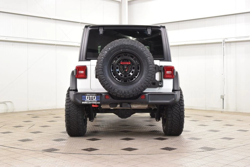 2025 Jeep JL Wrangler - Image 6 of 31