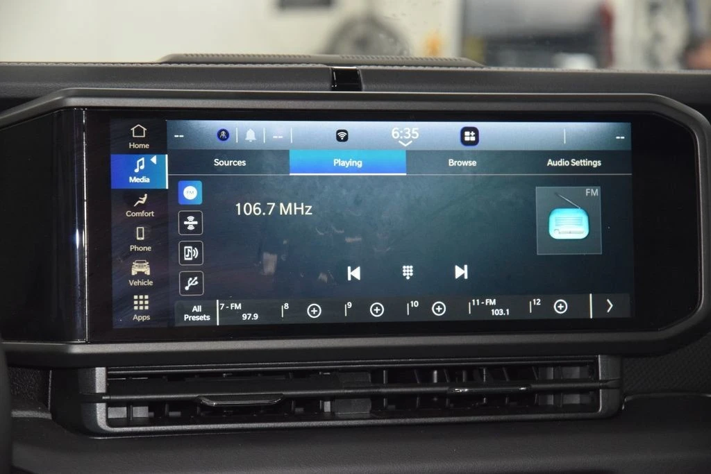 2025 Jeep JL Wrangler - Image 31 of 31