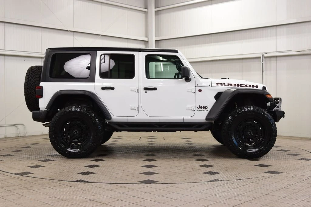 2025 Jeep JL Wrangler - Image 8 of 31