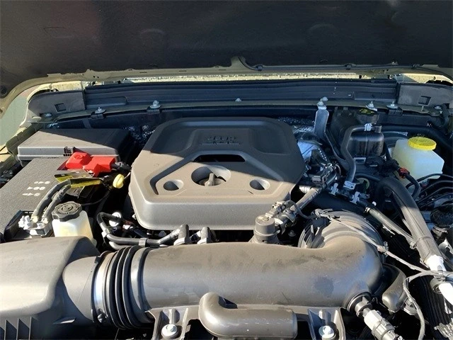 2025 Jeep JL Wrangler - Image 14 of 21