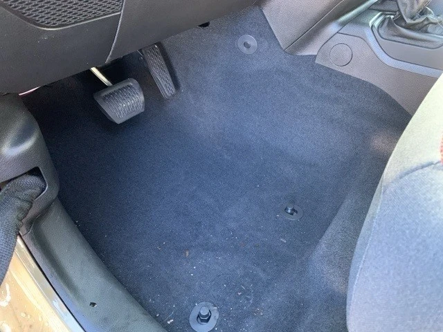 2025 Jeep JL Wrangler - Image 18 of 21