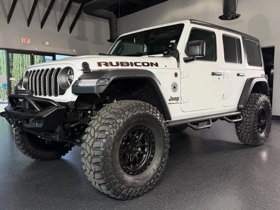2025 Jeep JL Wrangler - Image 7 of 31