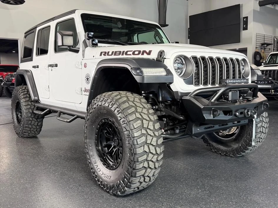 2025 Jeep JL Wrangler - Image 2 of 31