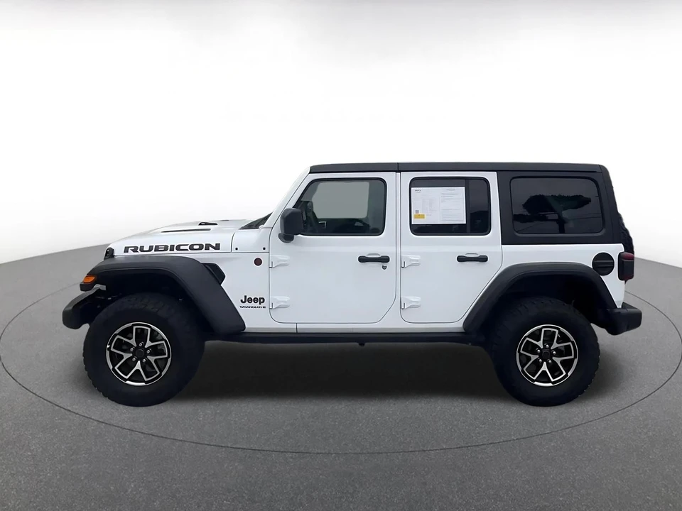 2025 Jeep JL Wrangler - Image 9 of 31