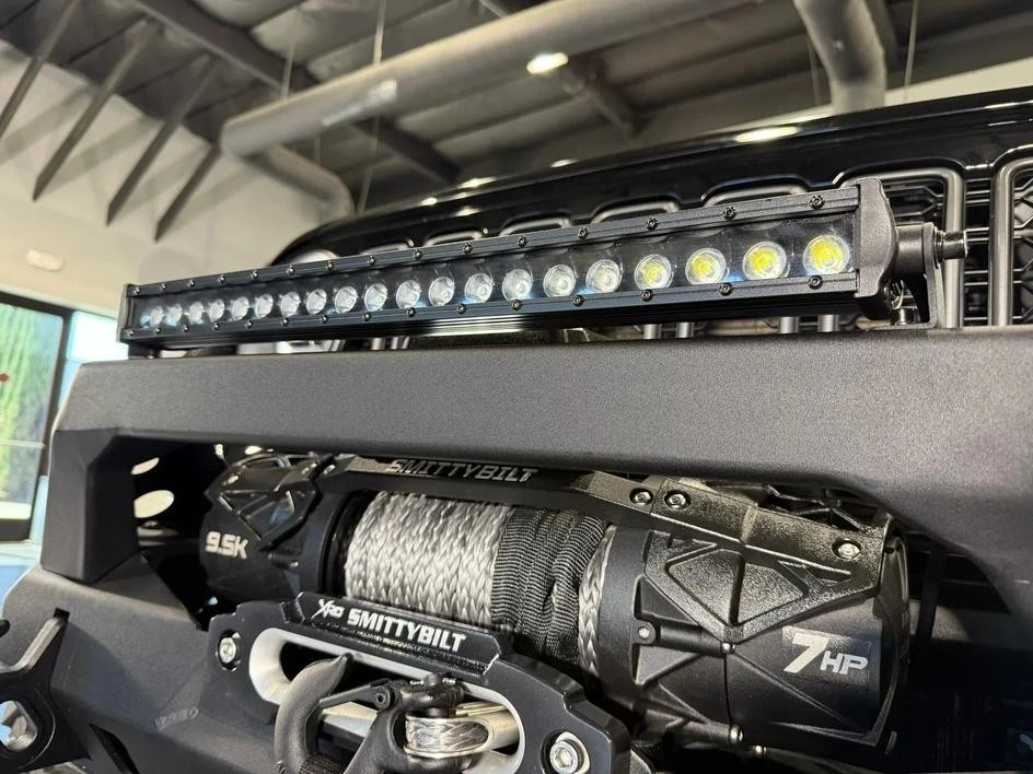 2025 Jeep JL Wrangler - Image 6 of 31